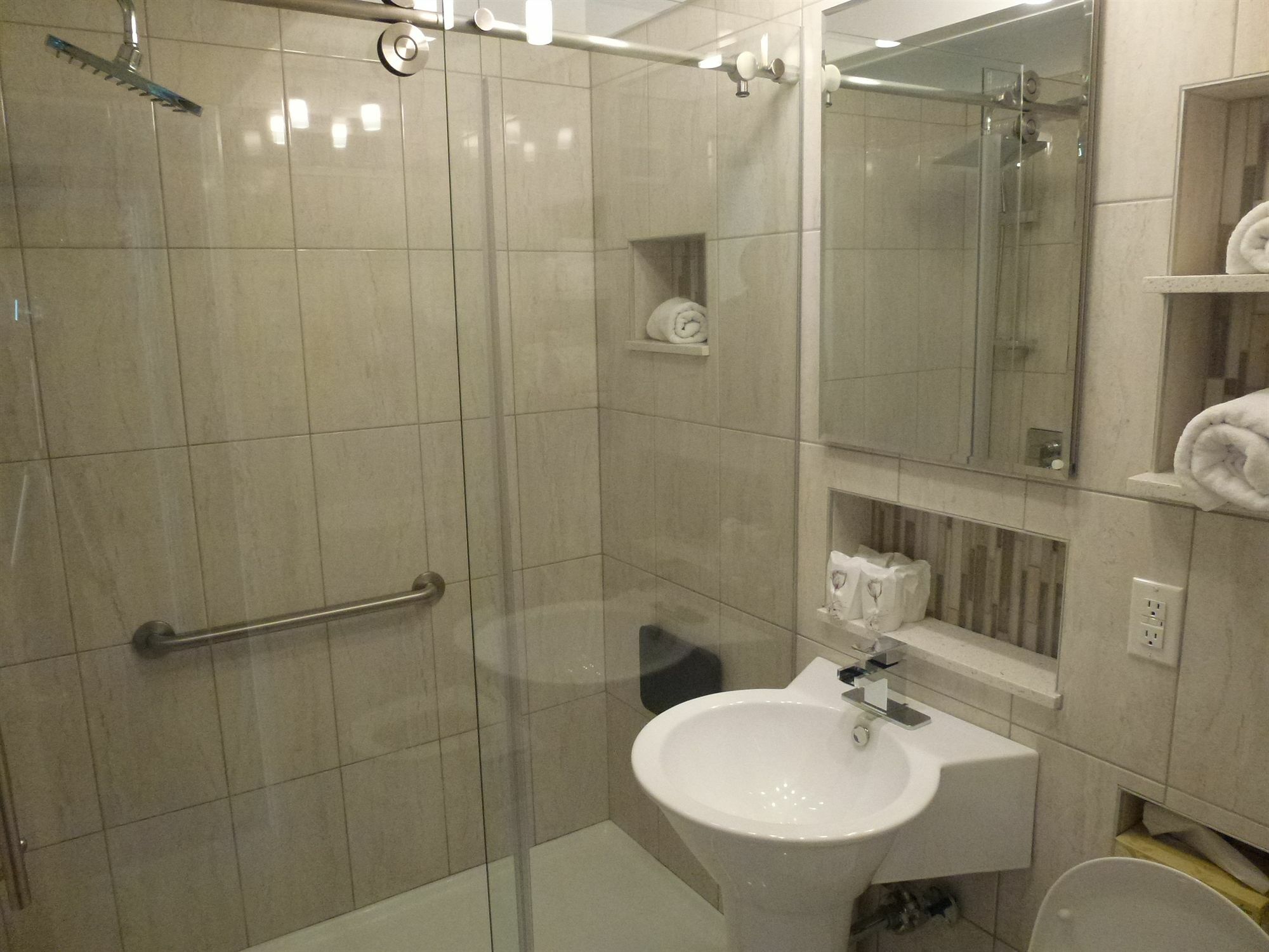 Hotel Verso Magog Εξωτερικό φωτογραφία